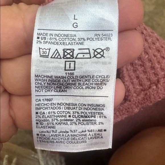 Shirt - Picture 5 of 5